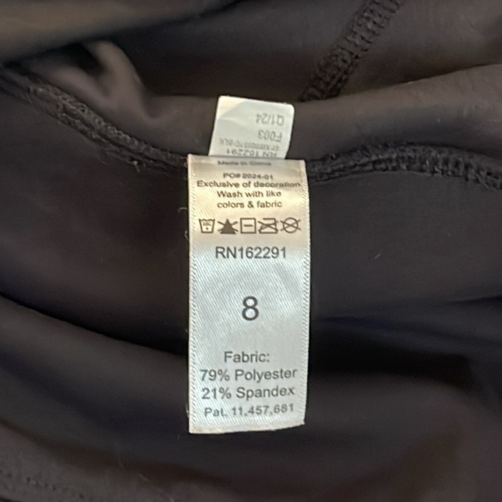 Sweetflexx Black Capris + Pockets | Hi-Rise | Resistance Leggings, Size 8 - Picture 10 of 10